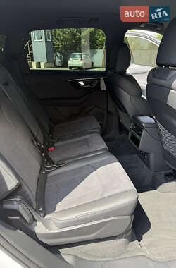 Внедорожник / Кроссовер Audi Q7 2025 в 