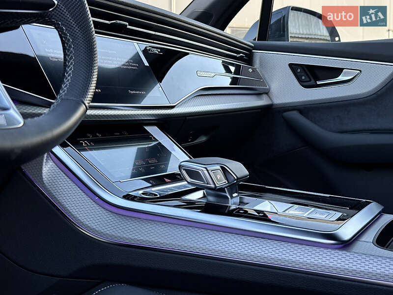 Внедорожник / Кроссовер Audi Q7 2025 в Киеве