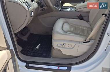 Внедорожник / Кроссовер Audi Q7 2013 в 