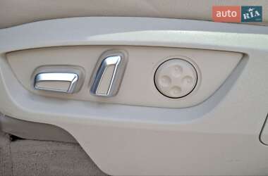 Внедорожник / Кроссовер Audi Q7 2013 в 