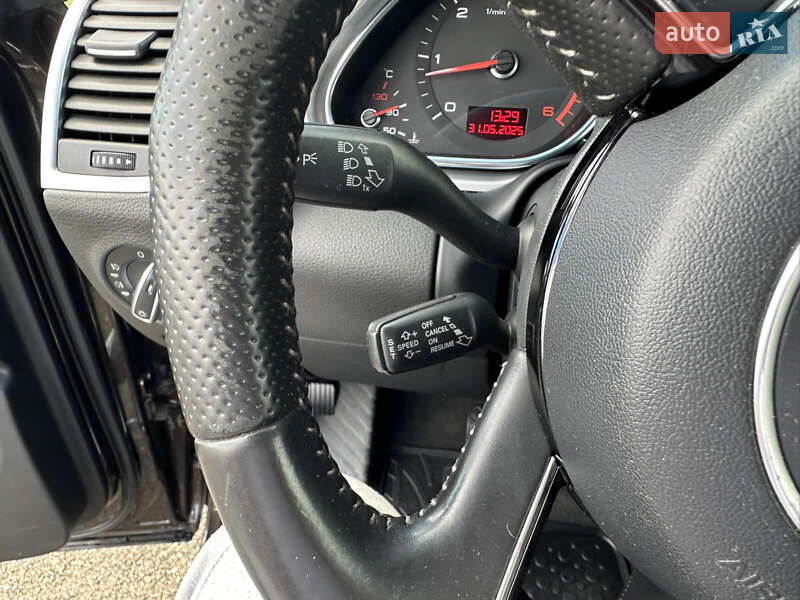 Позашляховик / Кросовер Audi Q7 2011 в Косові