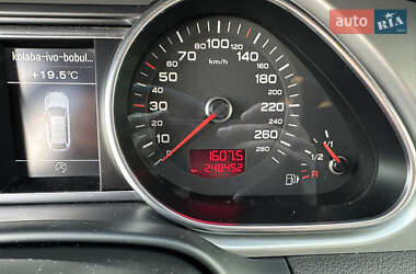 Внедорожник / Кроссовер Audi Q7 2011 в 
