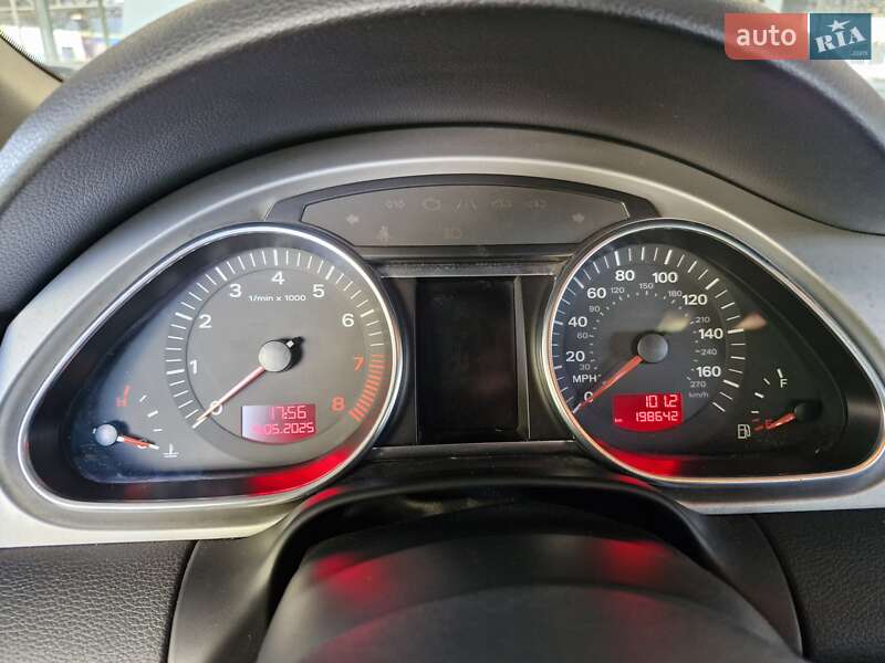 Позашляховик / Кросовер Audi Q7 2007 в Харкові