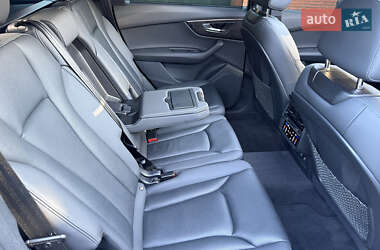 Внедорожник / Кроссовер Audi Q7 2023 в 