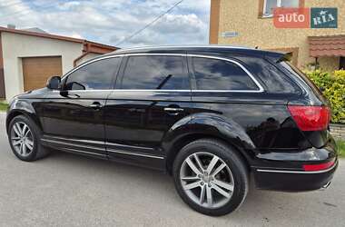 Внедорожник / Кроссовер Audi Q7 2014 в 