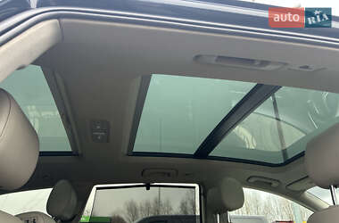Внедорожник / Кроссовер Audi Q7 2010 в 