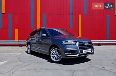 Позашляховик / Кросовер Audi Q7 2017 в Києві