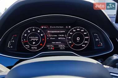 Внедорожник / Кроссовер Audi Q7 2017 в 