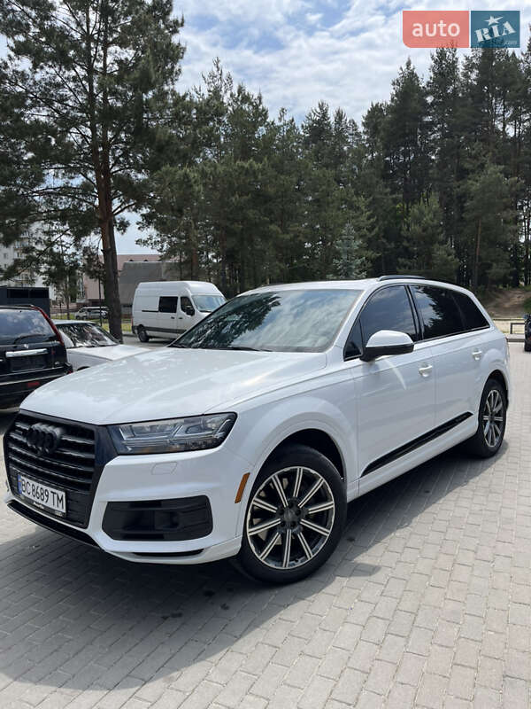 Внедорожник / Кроссовер Audi Q7 2017 в Львове