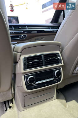 Внедорожник / Кроссовер Audi Q7 2017 в 