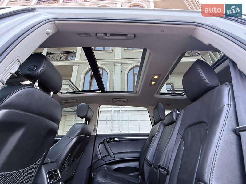 Внедорожник / Кроссовер Audi Q7 2014 в Одессе