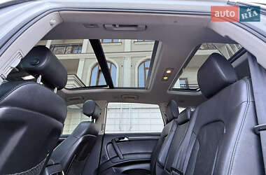 Позашляховик / Кросовер Audi Q7 2014 в 