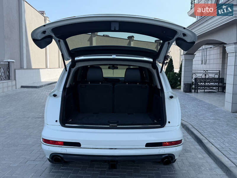 Внедорожник / Кроссовер Audi Q7 2014 в Одессе