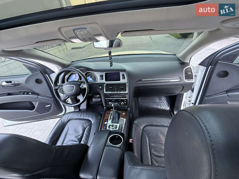 Внедорожник / Кроссовер Audi Q7 2014 в Одессе