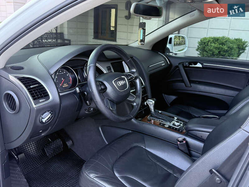 Внедорожник / Кроссовер Audi Q7 2014 в Одессе