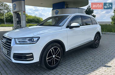 Позашляховик / Кросовер Audi Q7 2015 в Підгайцях