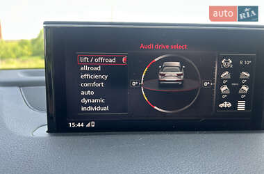 Внедорожник / Кроссовер Audi Q7 2015 в 