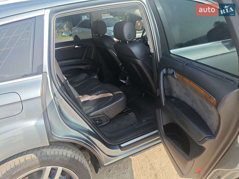 Внедорожник / Кроссовер Audi Q7 2008 в Чернигове