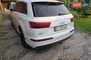 Внедорожник / Кроссовер Audi Q7 2018 в 