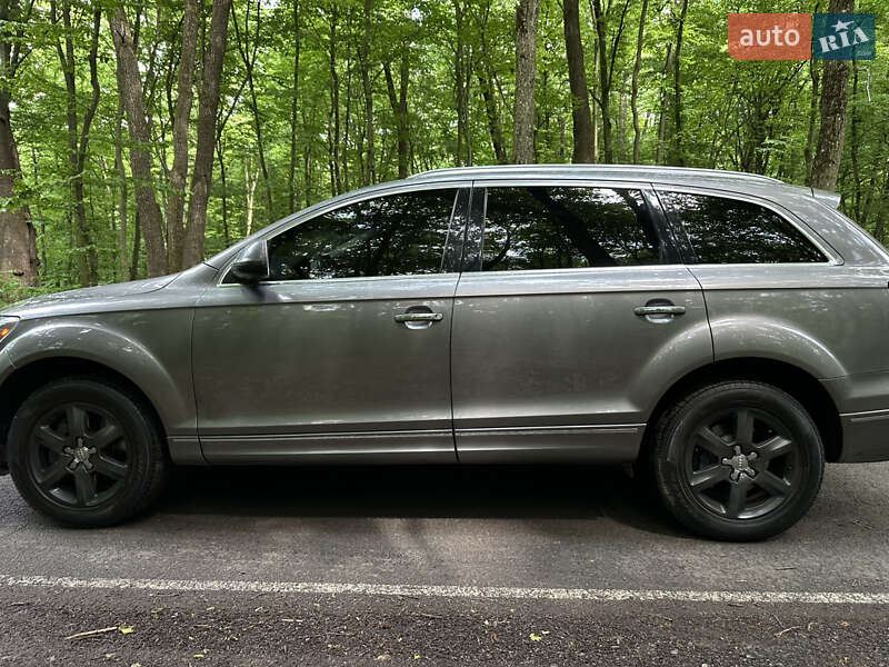 Позашляховик / Кросовер Audi Q7 2013 в Луцьку