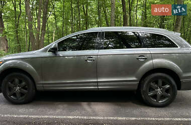 Внедорожник / Кроссовер Audi Q7 2013 в 