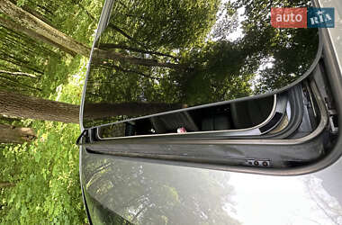 Внедорожник / Кроссовер Audi Q7 2013 в 