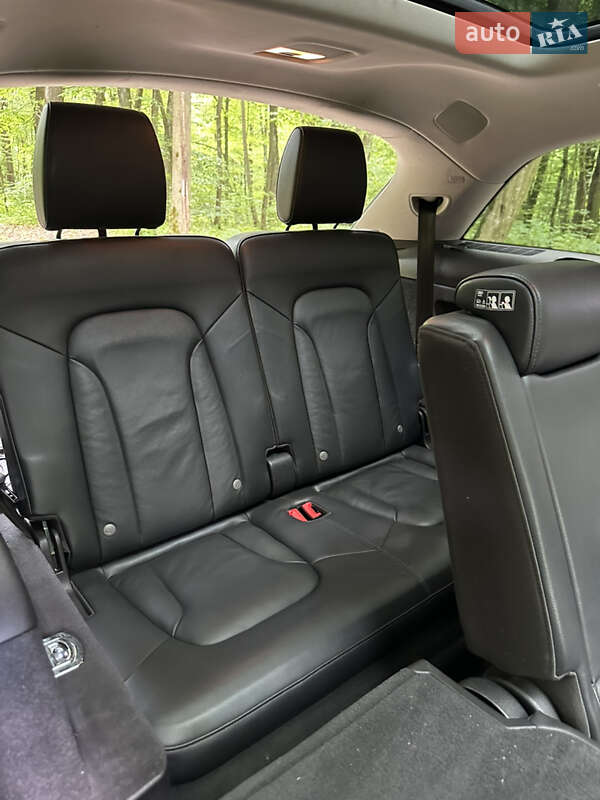 Позашляховик / Кросовер Audi Q7 2013 в Луцьку