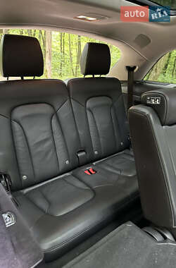 Внедорожник / Кроссовер Audi Q7 2013 в 