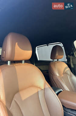 Позашляховик / Кросовер Audi Q7 2020 в 