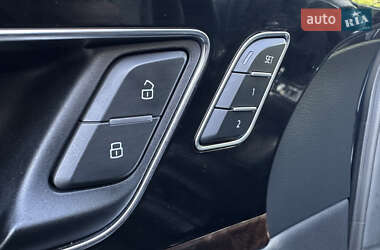 Внедорожник / Кроссовер Audi Q7 2017 в 