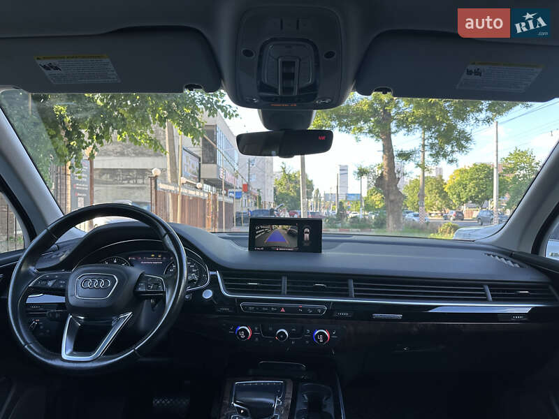 Внедорожник / Кроссовер Audi Q7 2017 в Одессе