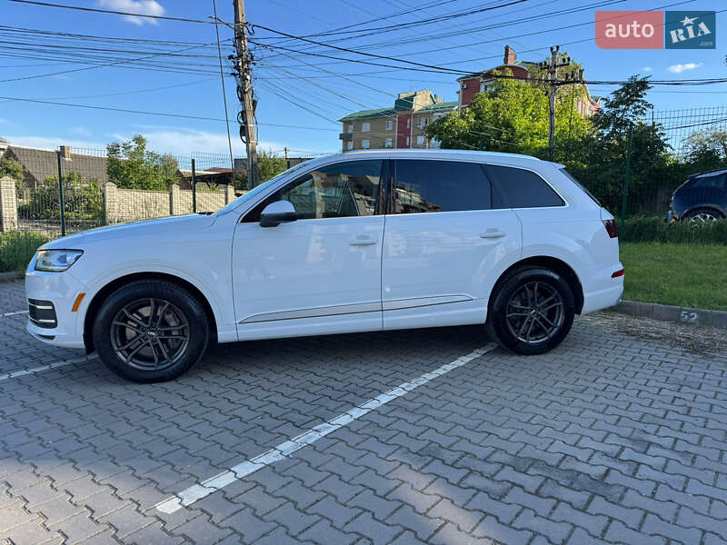 Внедорожник / Кроссовер Audi Q7 2018 в Черновцах