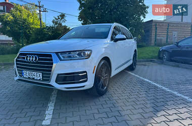 Позашляховик / Кросовер Audi Q7 2018 в 