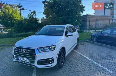 Позашляховик / Кросовер Audi Q7 2018 в 