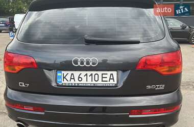 Внедорожник / Кроссовер Audi Q7 2009 в 