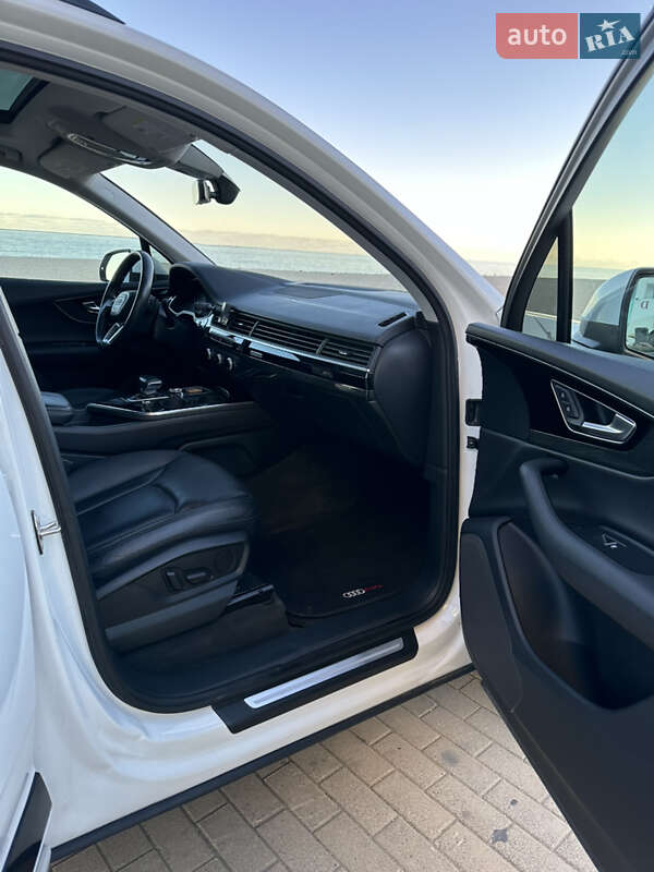 Внедорожник / Кроссовер Audi Q7 2018 в Одессе фото 16 Внедорожник / Кроссовер Audi Q7 2018 в Одессе