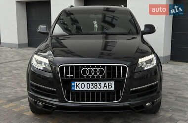 Позашляховик / Кросовер Audi Q7 2012 в 