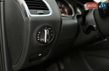 Позашляховик / Кросовер Audi Q7 2012 в 