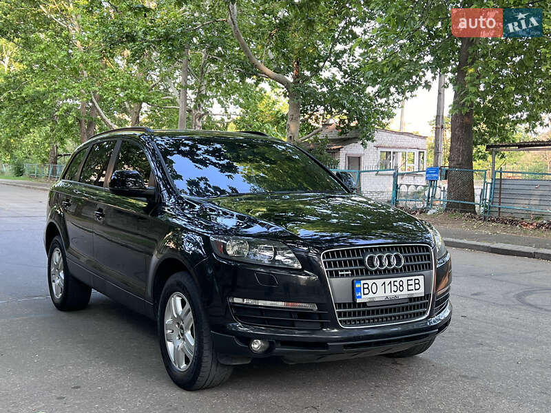 Позашляховик / Кросовер Audi Q7 2007 в Миколаєві
