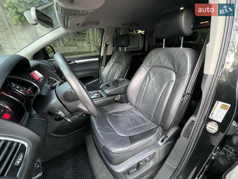 Позашляховик / Кросовер Audi Q7 2007 в Миколаєві