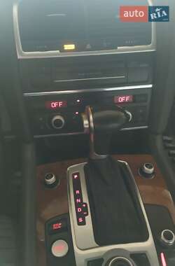 Внедорожник / Кроссовер Audi Q7 2014 в 