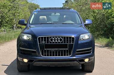 Внедорожник / Кроссовер Audi Q7 2012 в 