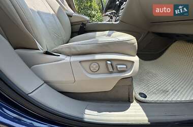 Внедорожник / Кроссовер Audi Q7 2012 в 
