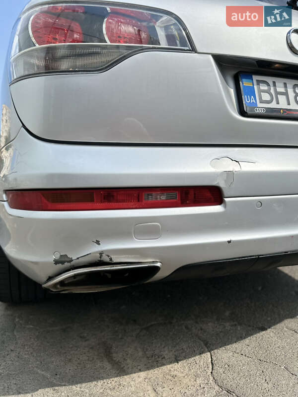 Внедорожник / Кроссовер Audi Q7 2007 в Одессе