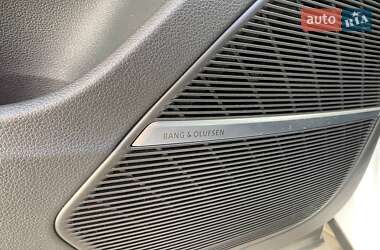 Внедорожник / Кроссовер Audi Q7 2020 в 