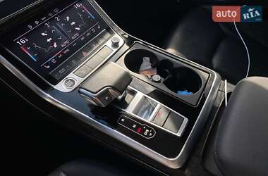 Внедорожник / Кроссовер Audi Q7 2020 в 