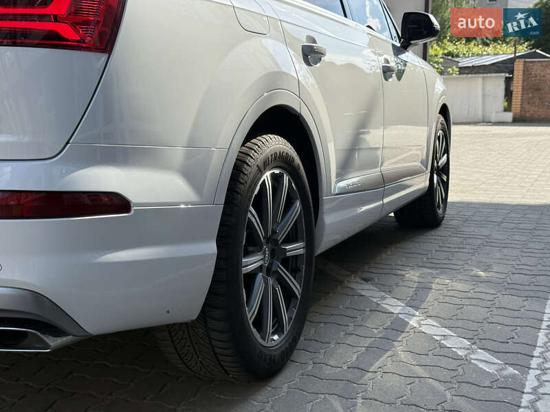 Внедорожник / Кроссовер Audi Q7 2016 в Ковеле