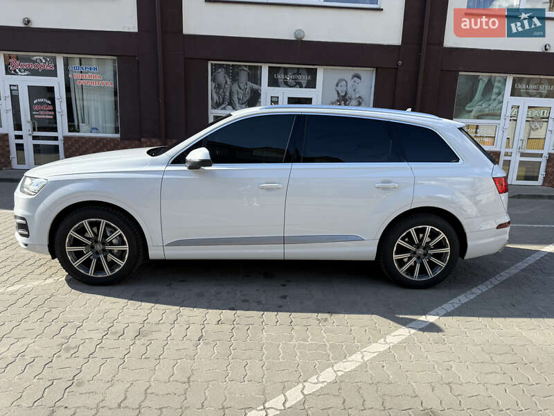 Внедорожник / Кроссовер Audi Q7 2016 в Ковеле