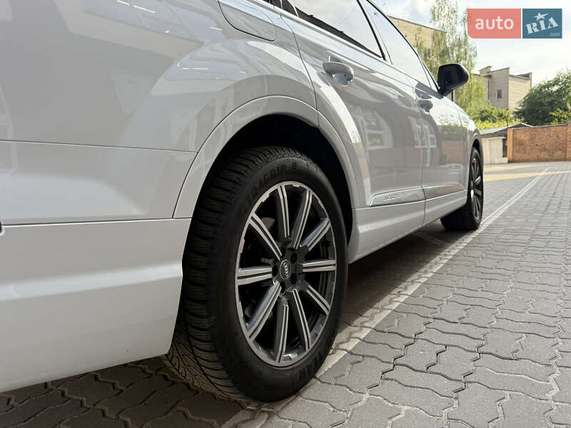 Внедорожник / Кроссовер Audi Q7 2016 в Ковеле