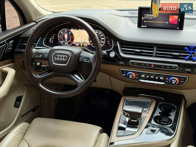 Внедорожник / Кроссовер Audi Q7 2016 в Ковеле